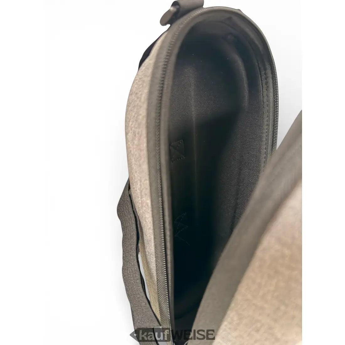 Graue Urban Armor Schutztasche 13683 für Ninebot Ladegerät, Rückseite